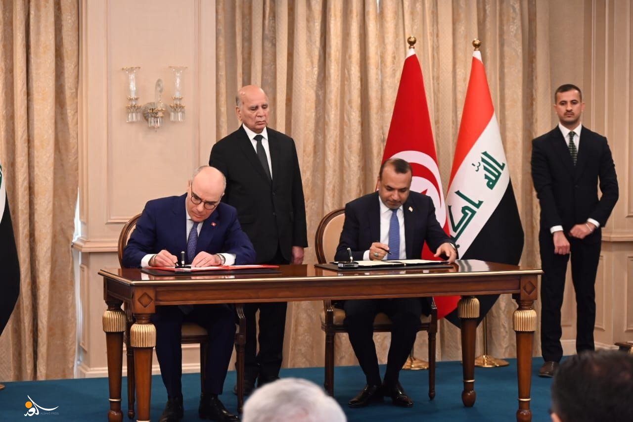 العراق وتونس يوقعان 3 مذكرات تفاهم في مجال العمل والحماية الاجتماعية