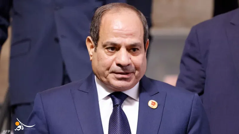 السيسي يصل إلى بغداد للمشاركة في أعمال القمة العربية