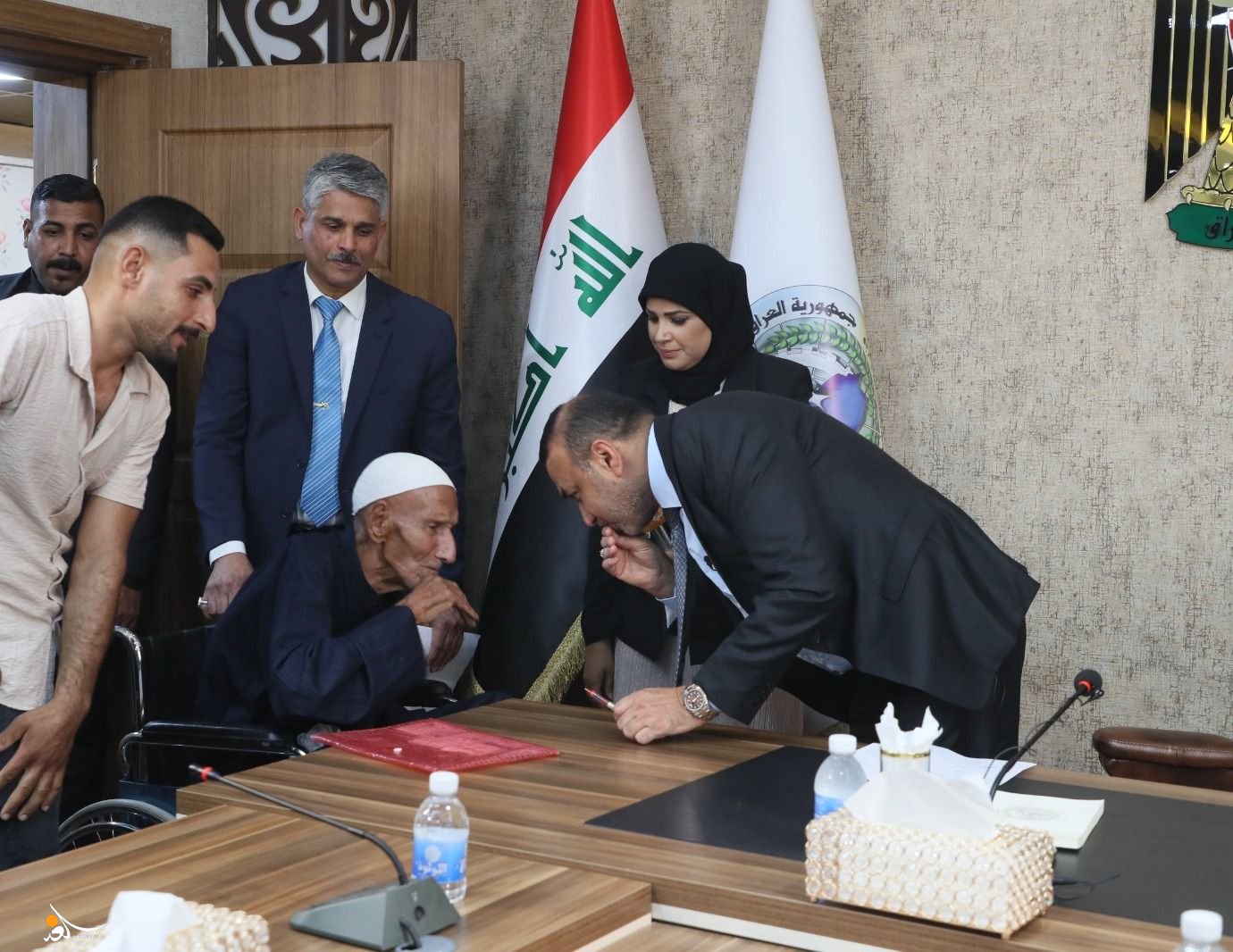 وزير العمل: سنبقى سنداً وظهيراً لكبار السن في العراق