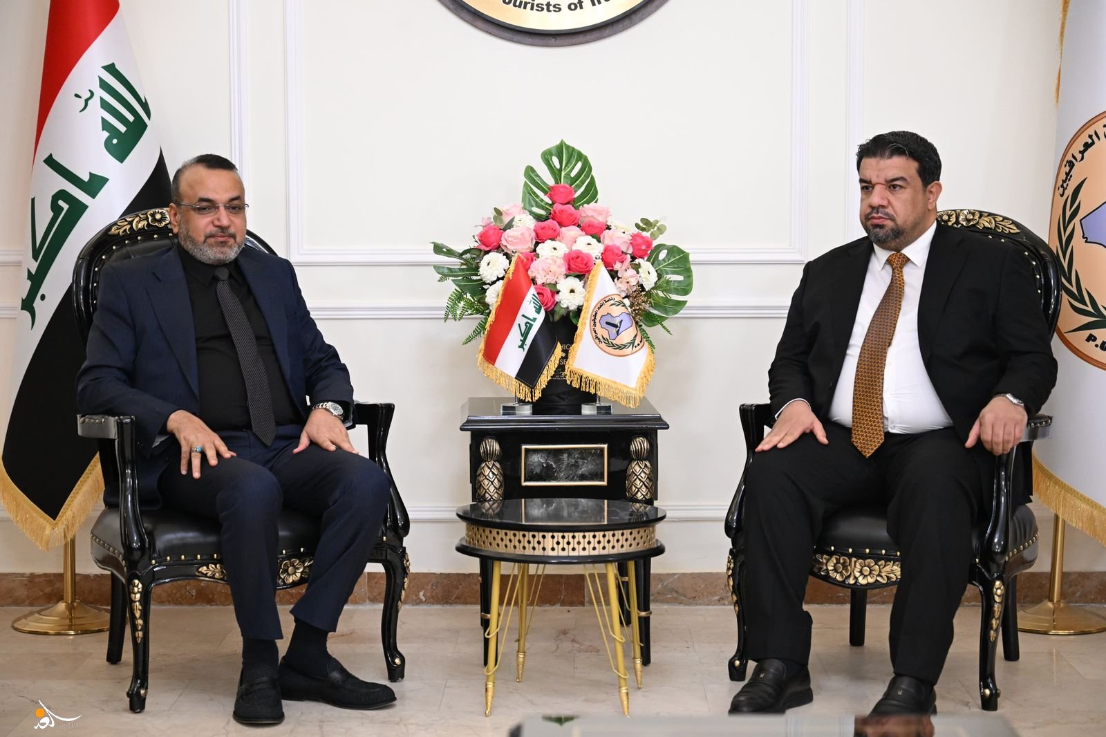 وزير العمل يؤكد أهمية تعزيز الشراكة مع المؤسسات المهنية والنقابية