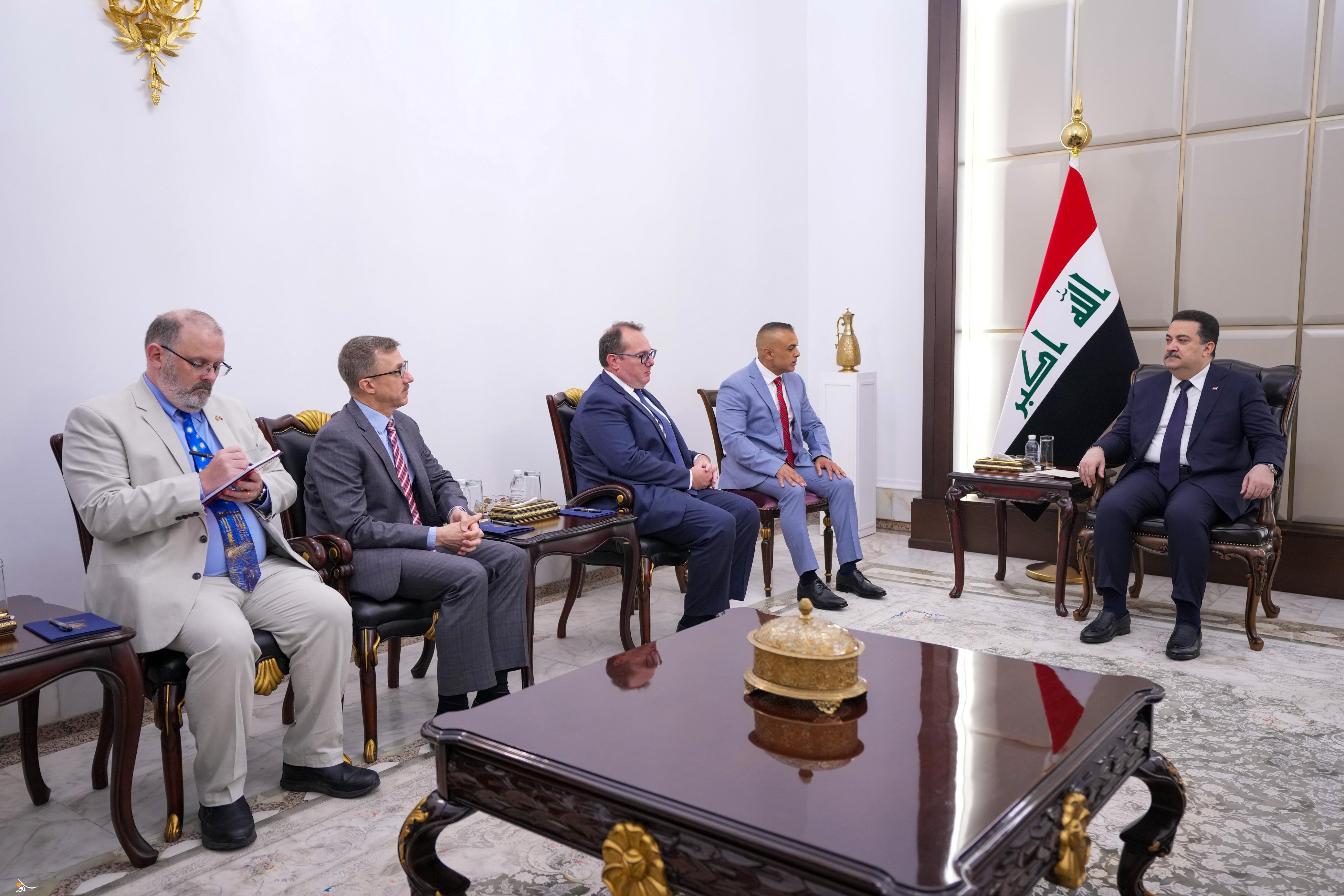 تفاصيل لقاء السوداني مع القائم بأعمال السفارة الأميركية الجديد