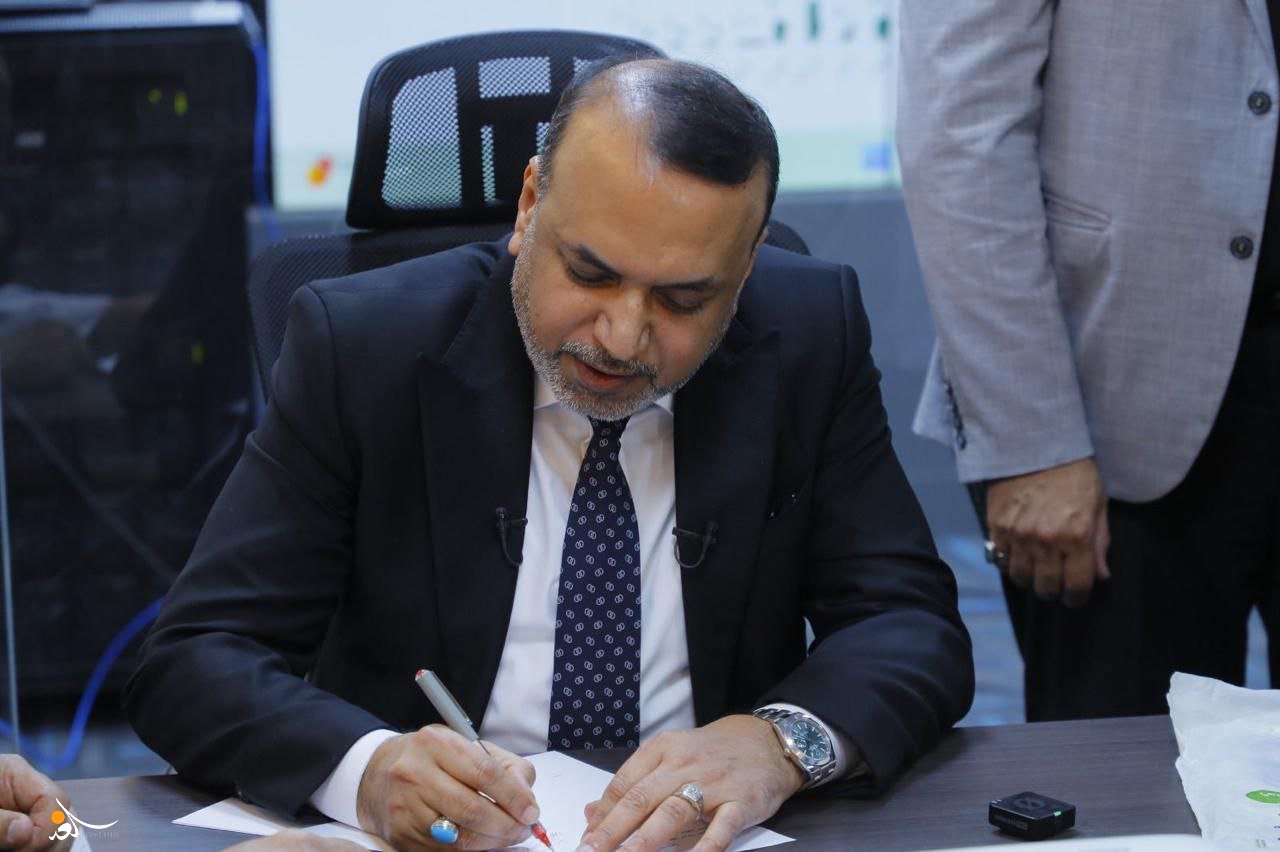 وزير العمل يعلن إطفاء ديون الوجبة الثالثة لذوي الشهداء من مستفيدي الحماية الاجتماعية