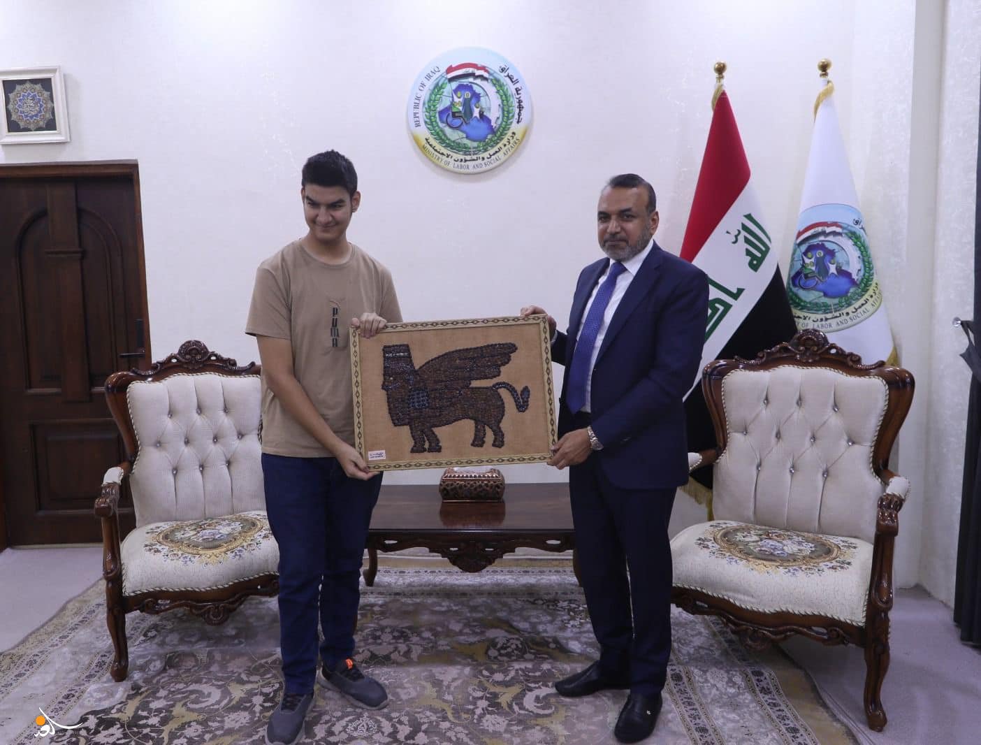 بتوجيهٍ من الأسدي.. العمل تتبنى مشروعاً نوعياً لدعم الموهوبين والخريجين
